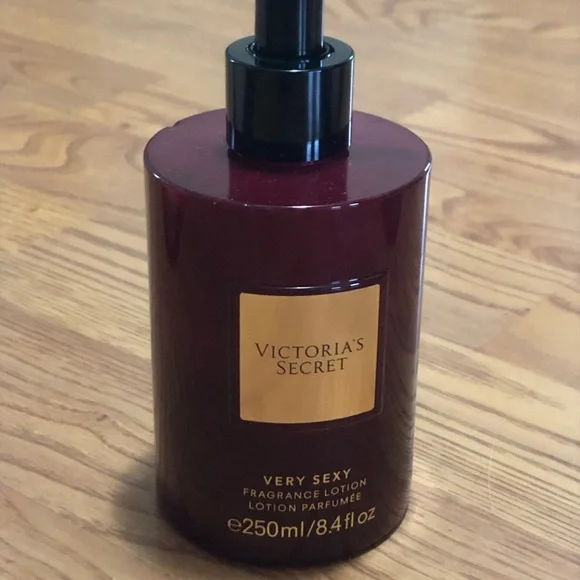 Victoria’s Secret Very Sexy, Brand New - Picture 3 of 3